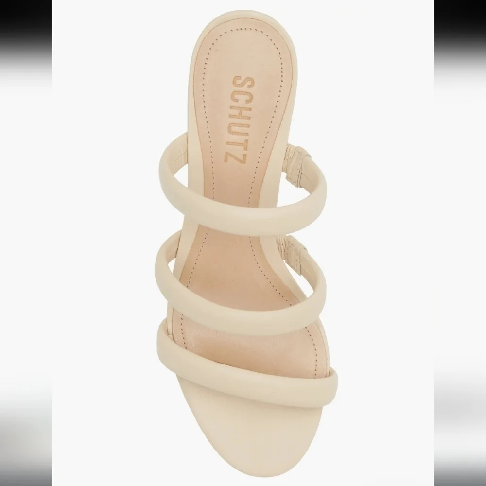 Schutz Olly Block Heel Sandal in EGG SHELL Size 9.5
